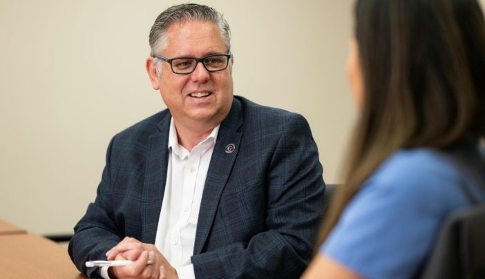 What does a clinical ethicist do? Learn about their role in patient ...