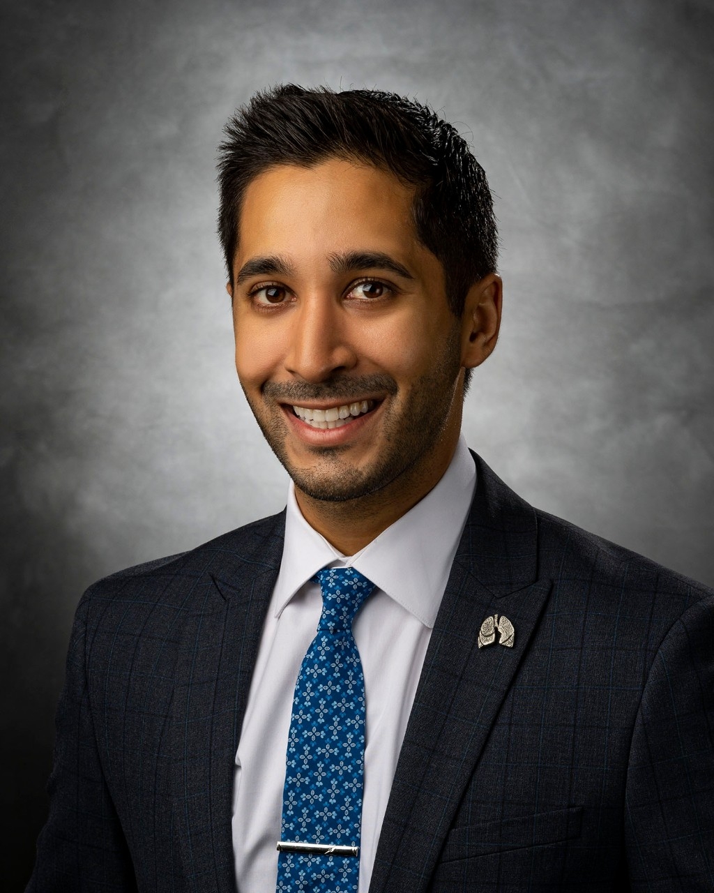 Headshot of Dr. Eric Singhi