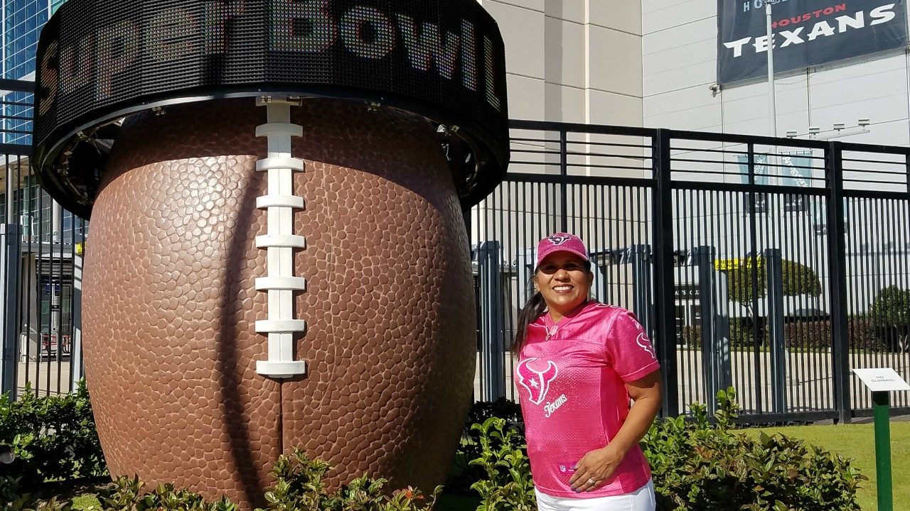 Cancerwise blog post: Karen James doesn't let colorectal cancer treatment prevent her from attending Houston Texans games