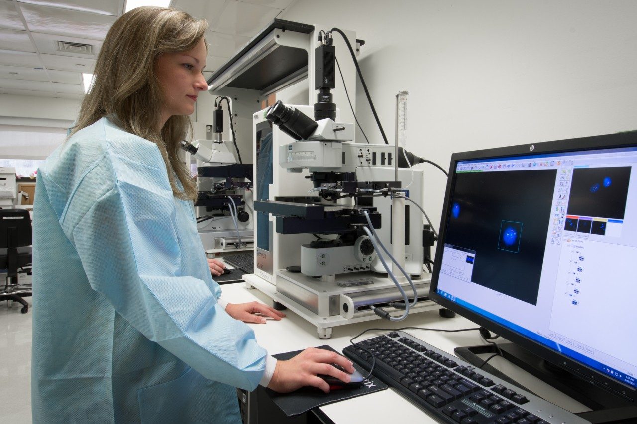Automated Cytogenetic image scanning for digital karyotyping/FISH analysis