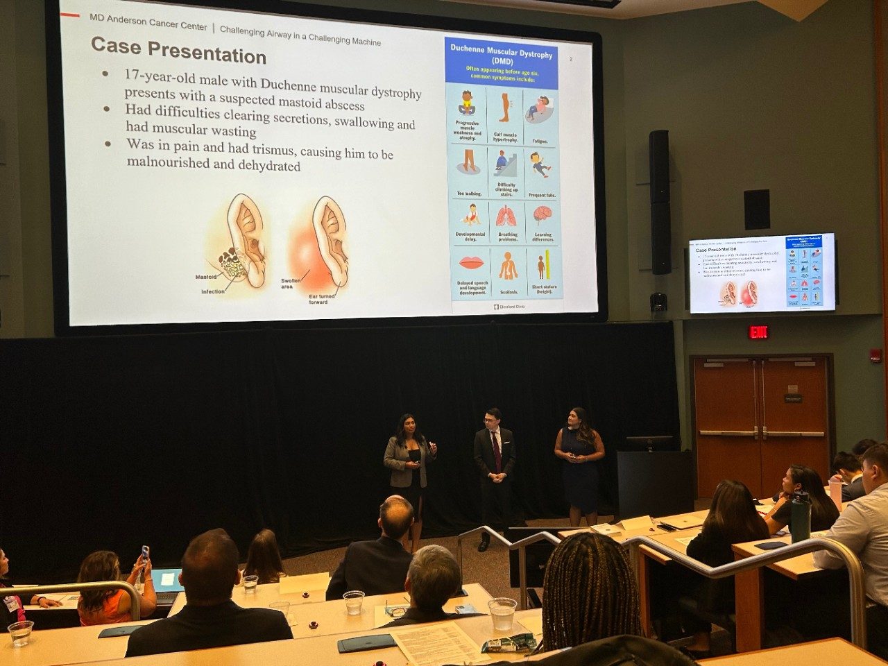 DACCPM summer students present their abstracts.