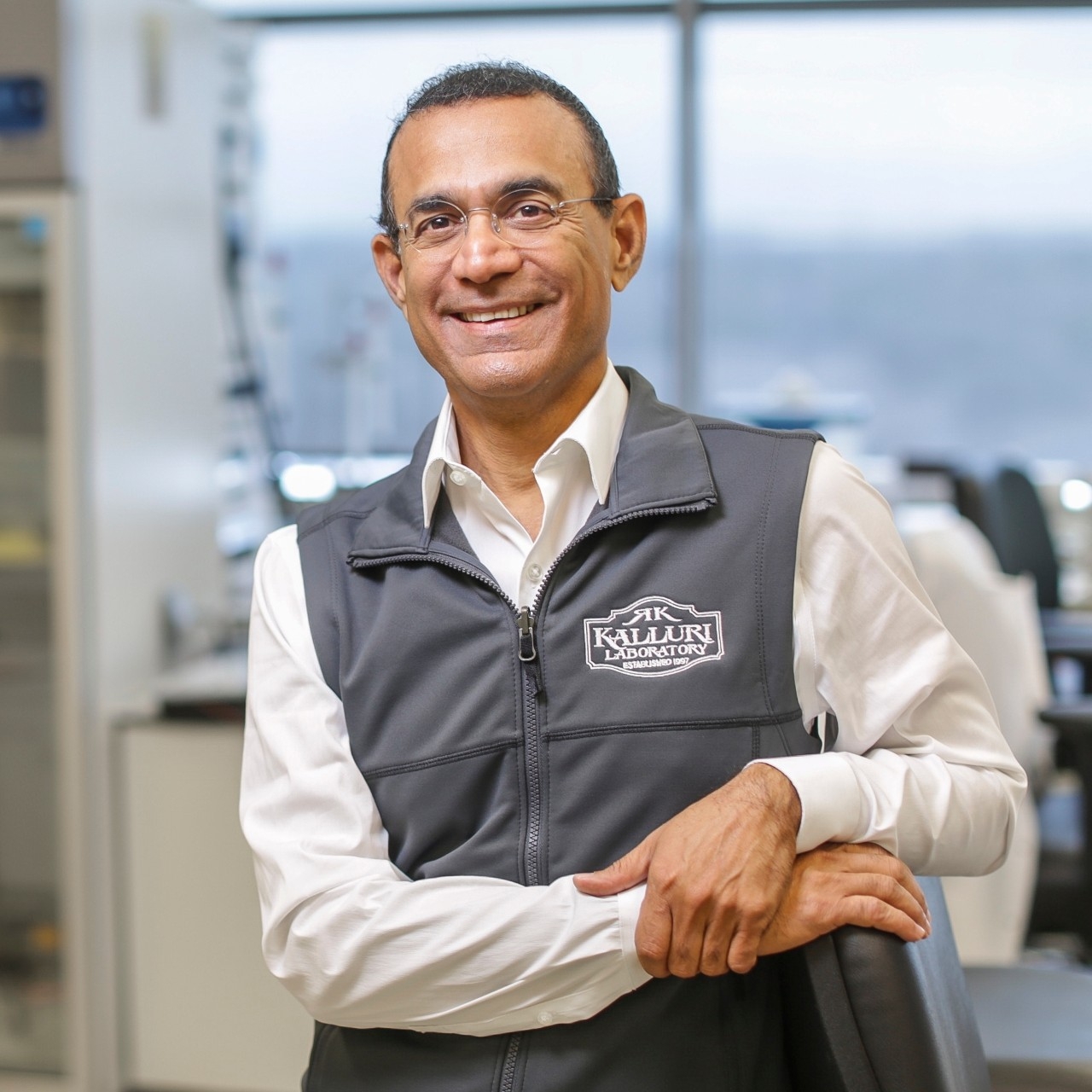 Raghu Kalluri in the lab