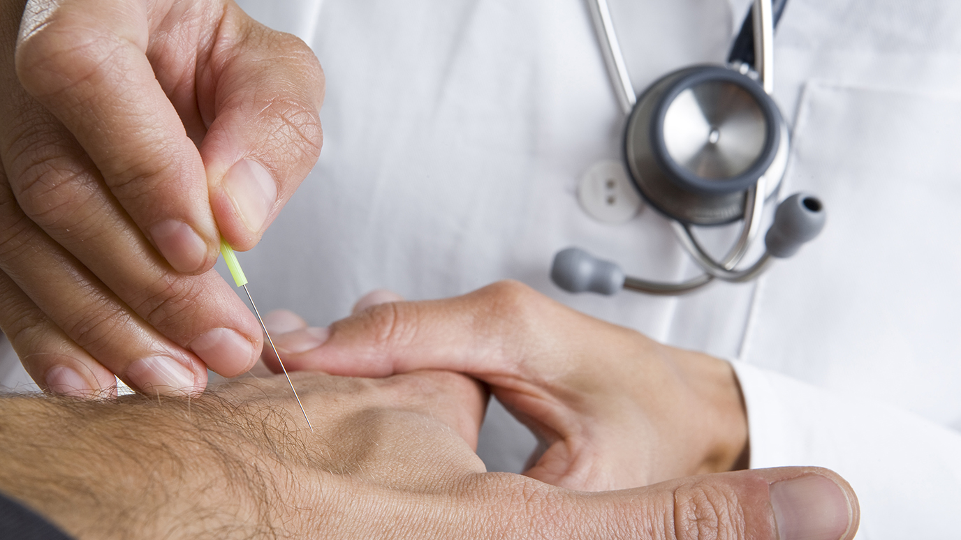 Acupuncture reduces radiationinduced dry mouth for cancer patients